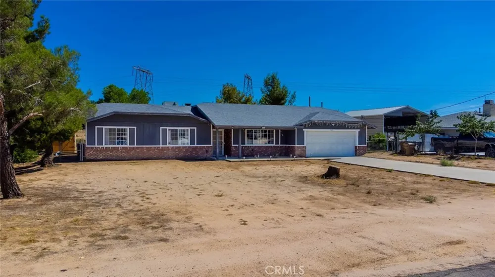 7621 Alston Avenue Hesperia, CA 92345