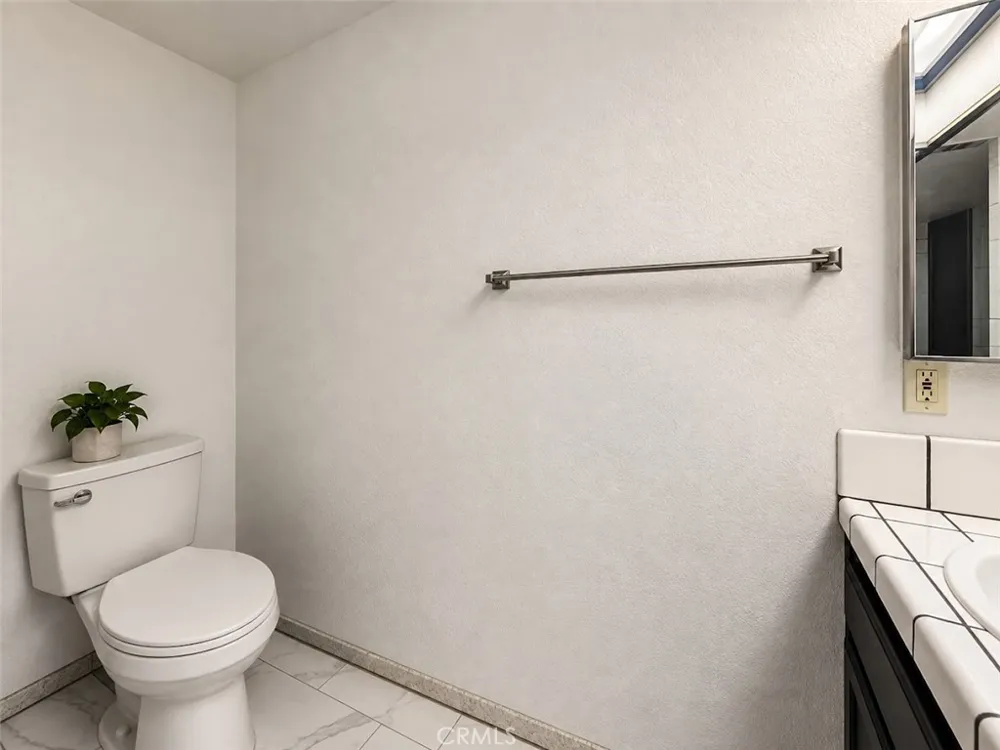7621 Alston Avenue Hesperia, CA 92345