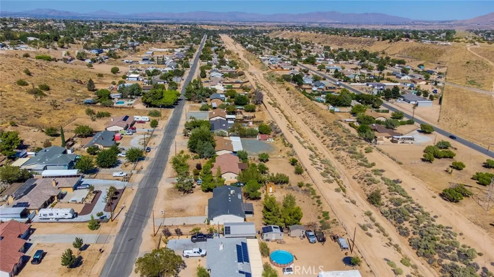 7621 Alston Avenue Hesperia, CA 92345