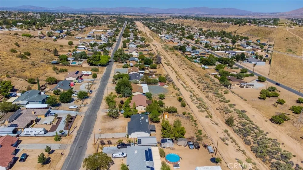 7621 Alston Avenue Hesperia, CA 92345