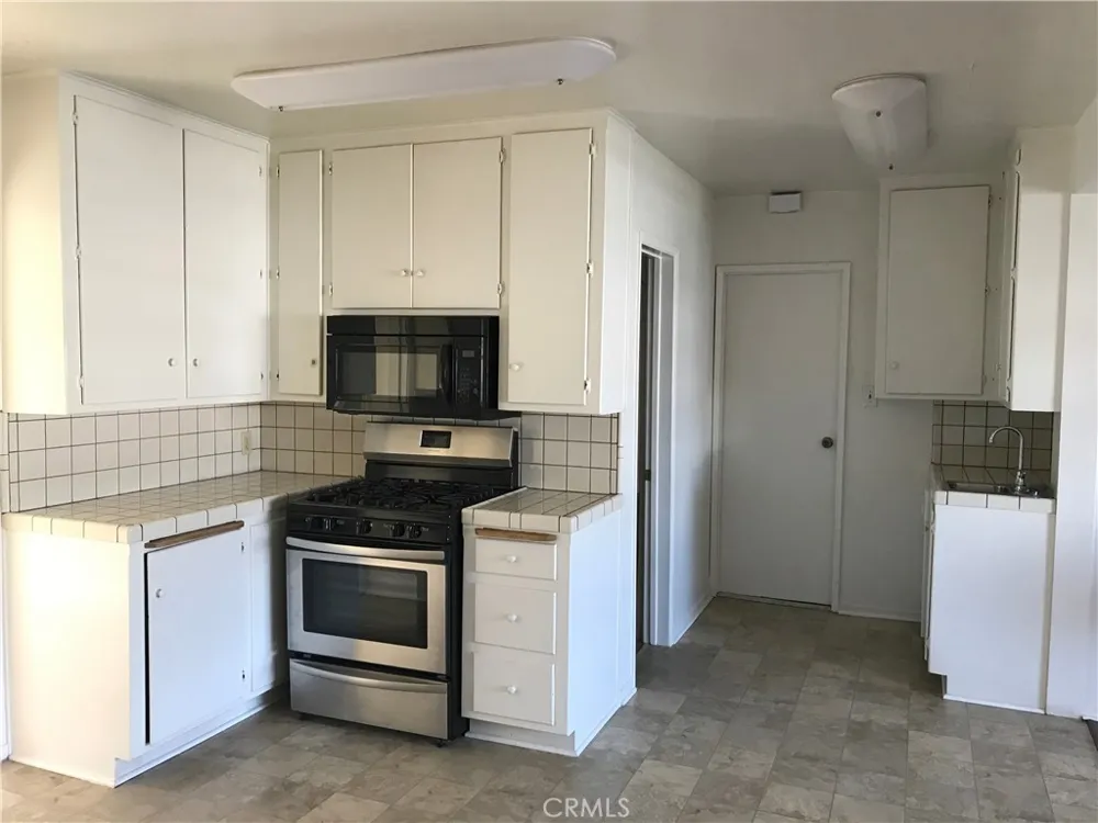18828 E Weather Road Covina, CA 91722
