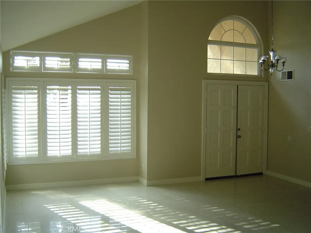 902 Basilone Riverside, CA 92506