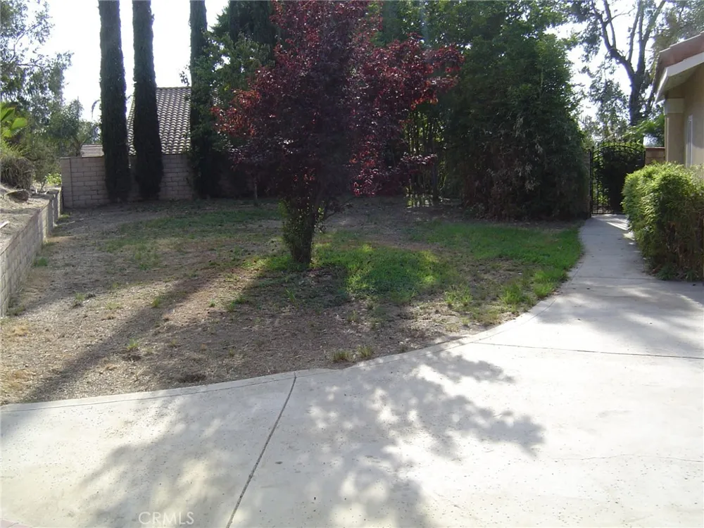 902 Basilone Riverside, CA 92506