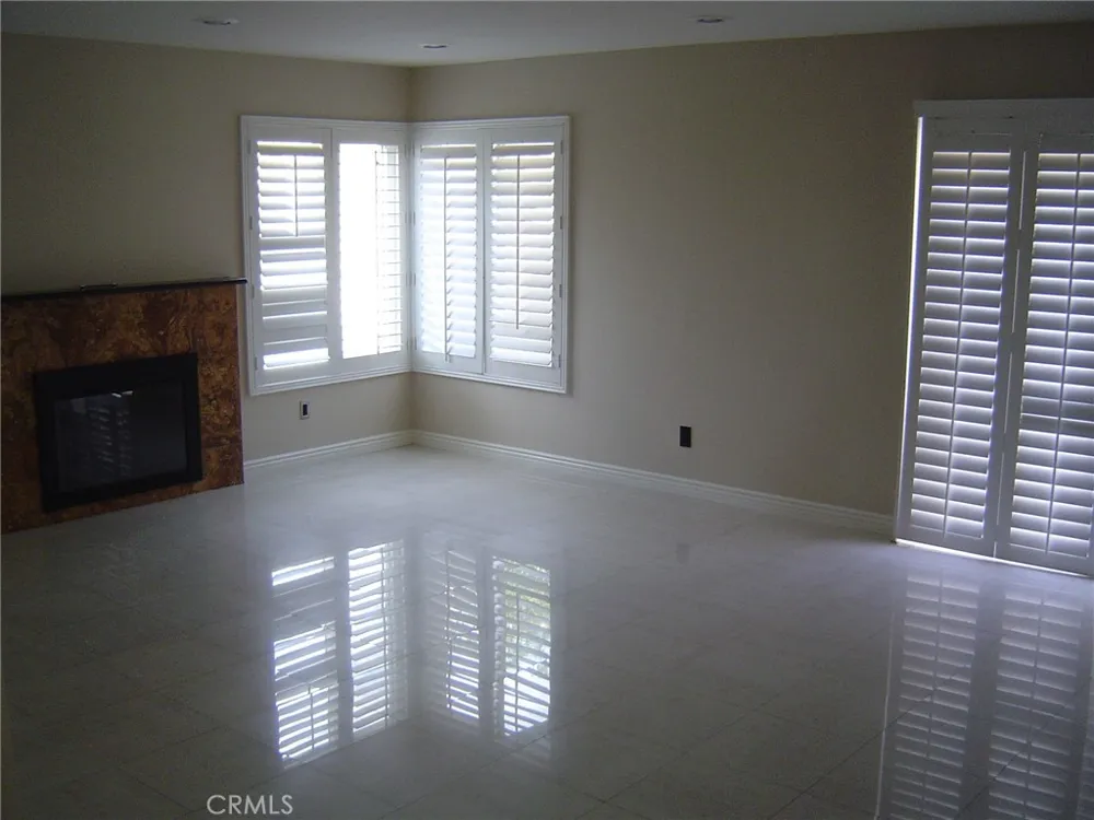 902 Basilone Riverside, CA 92506