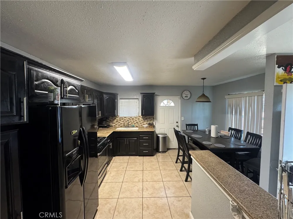 1220 W Victoria San Bernardino, CA 92411
