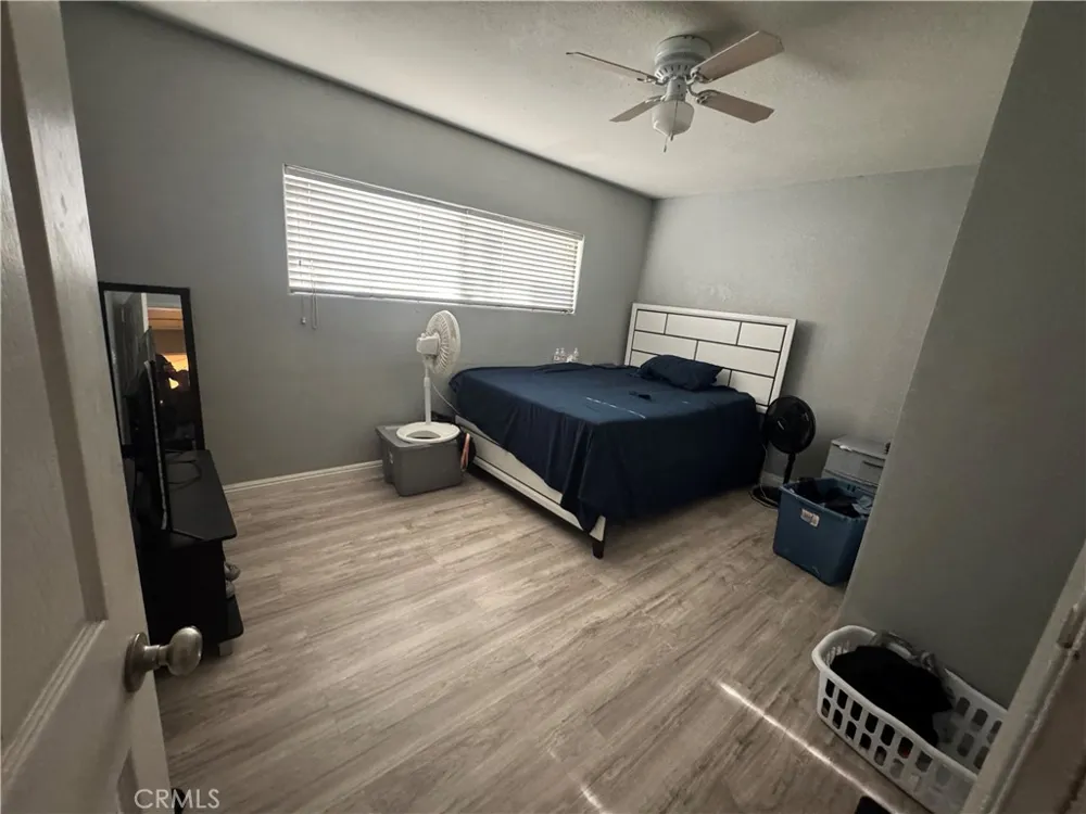 1220 W Victoria San Bernardino, CA 92411