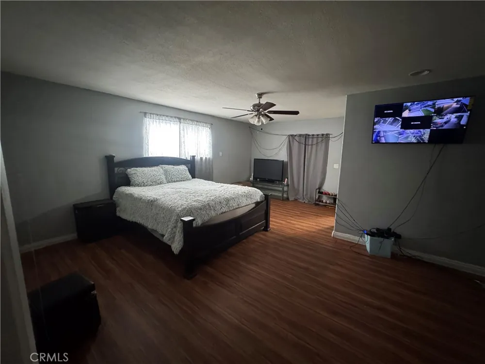 1220 W Victoria San Bernardino, CA 92411
