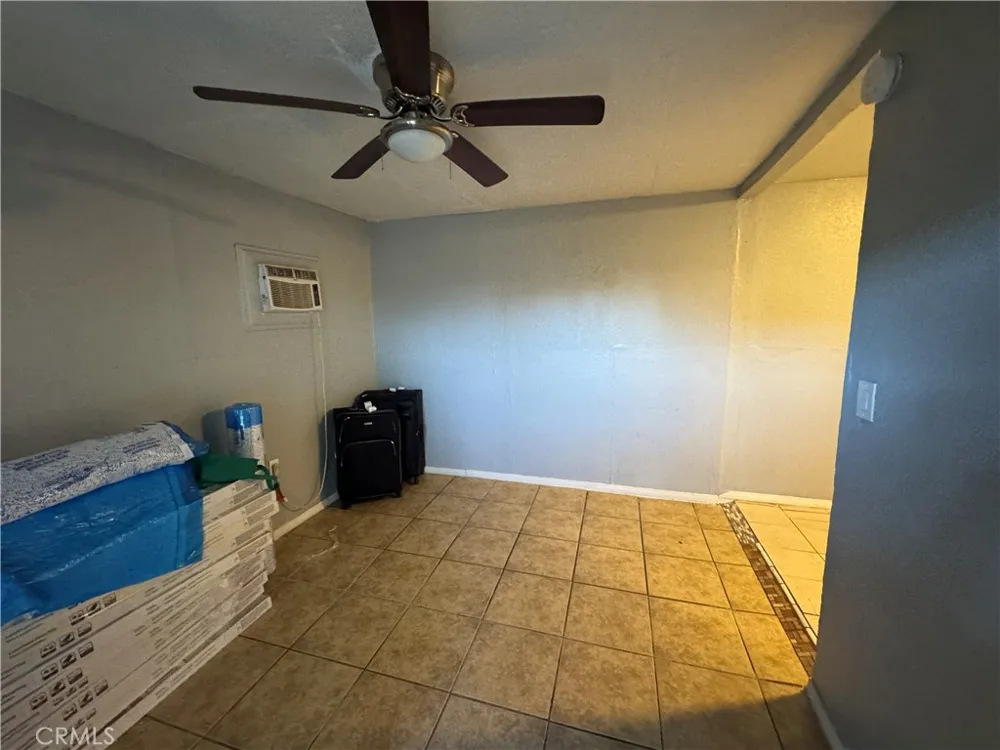 1220 W Victoria San Bernardino, CA 92411