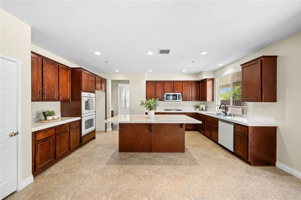 9511 Capitan Court Riverside, CA 92508