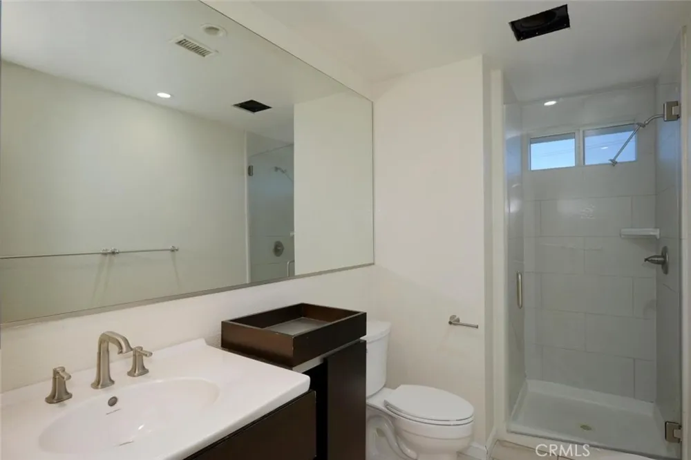 3803 Piedmont Highland, CA 92346