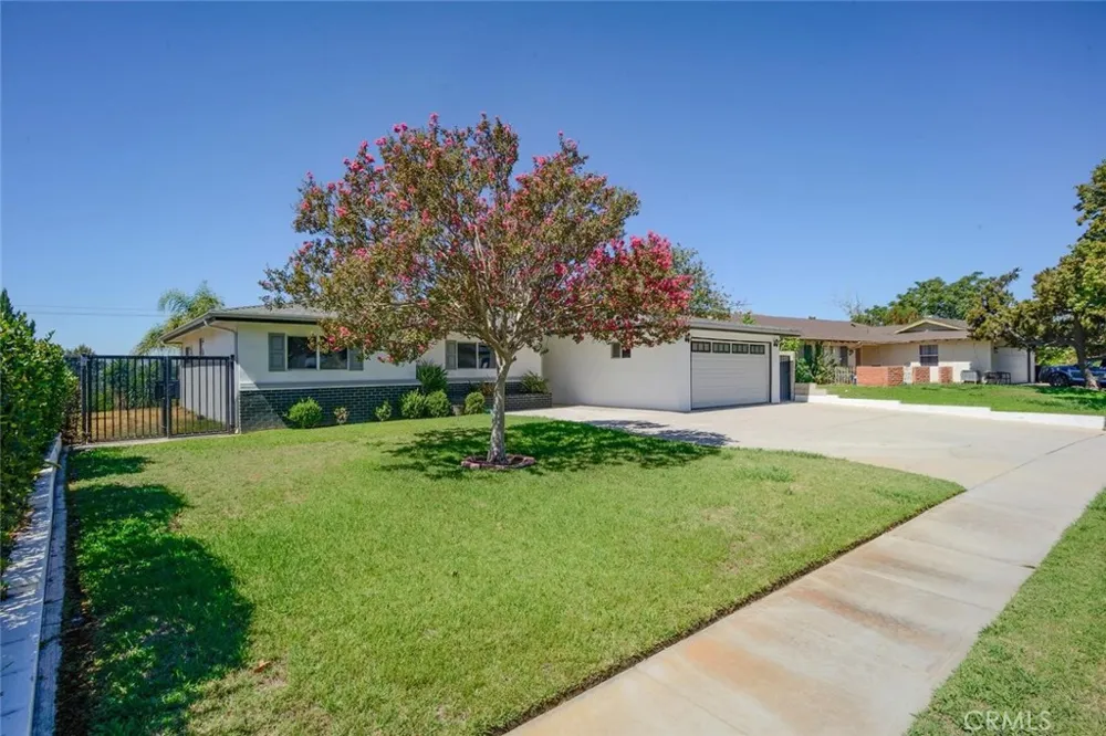 3803 Piedmont Highland, CA 92346