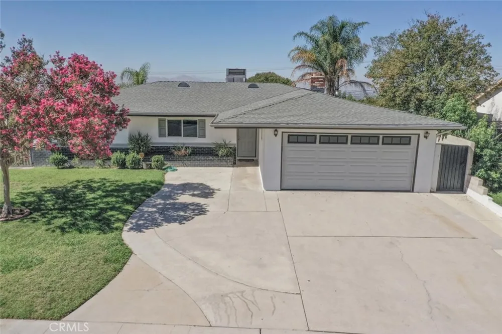 3803 Piedmont Highland, CA 92346