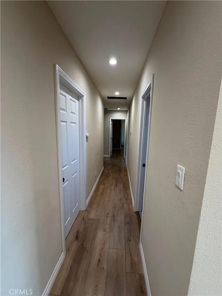 701 Willow Avenue Compton, CA 90221