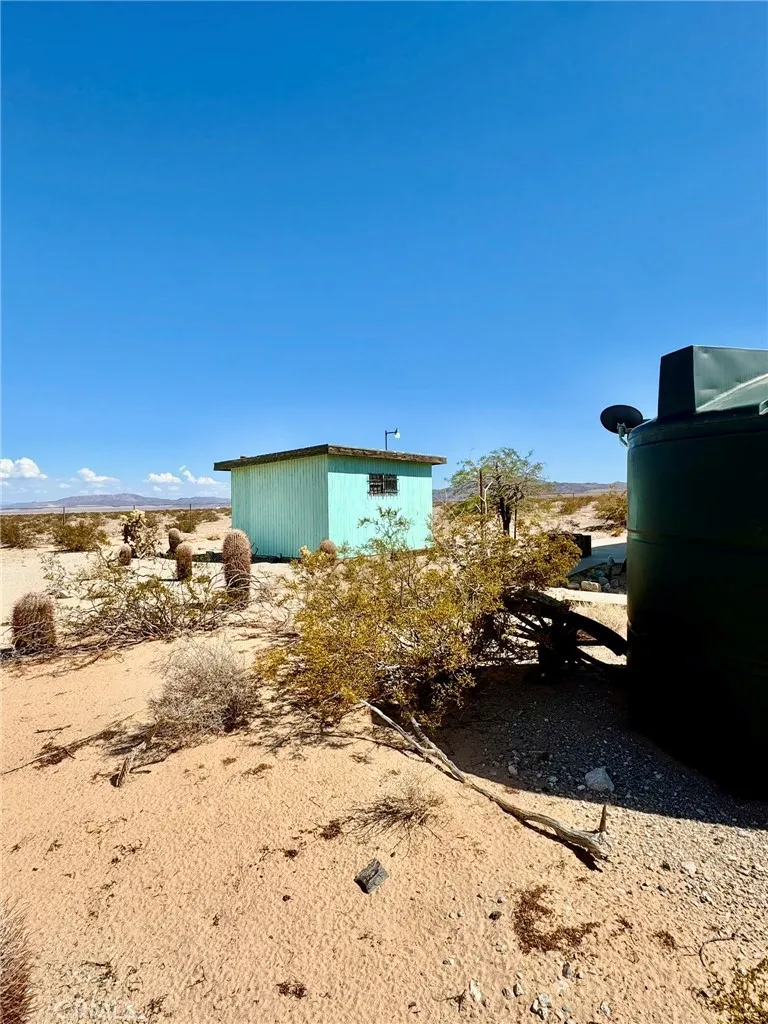 80250 El Paseo 29 Palms, CA 92277