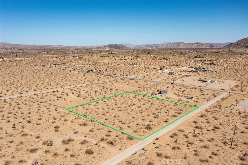 110 Anita Landers, CA 92285