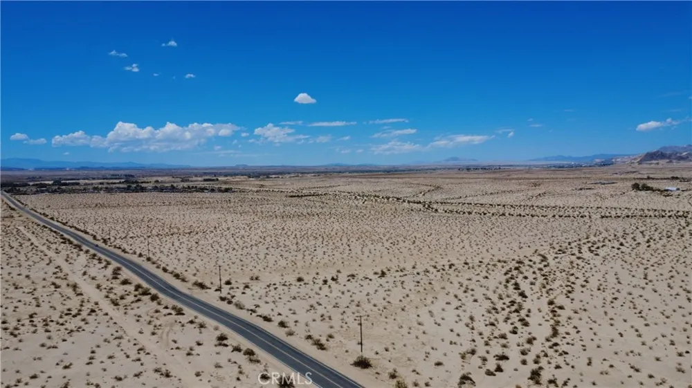 75742 Amboy Road 29 Palms, CA 92277