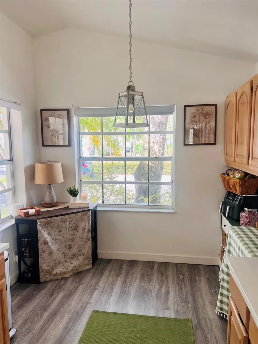 62 ADMIRALS COURT Palm Beach Gardens, FL 33418