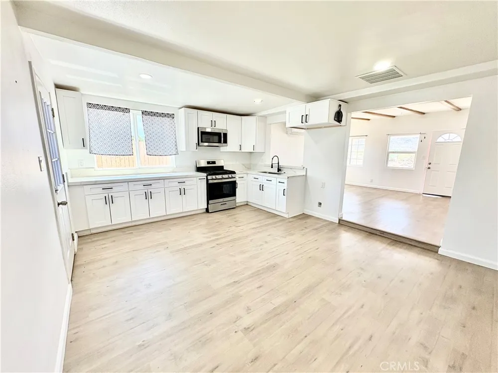 7481 Araby 29 Palms, CA 92277