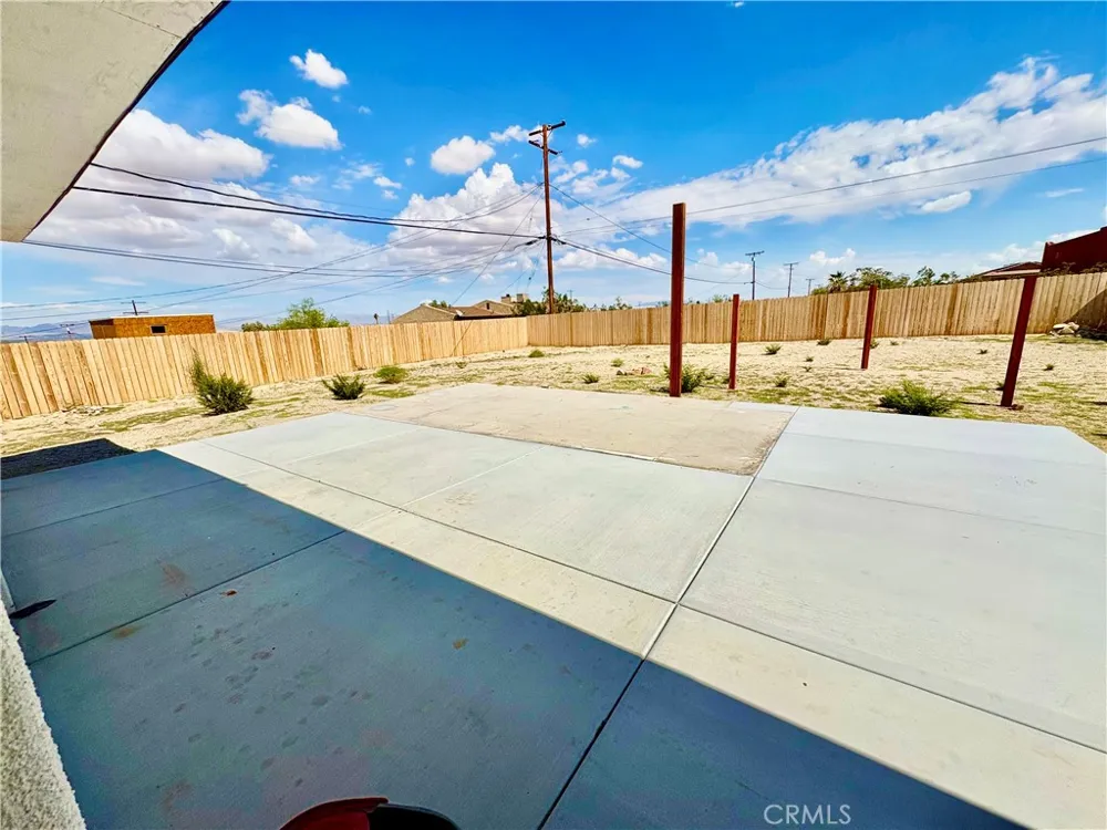 7481 Araby 29 Palms, CA 92277