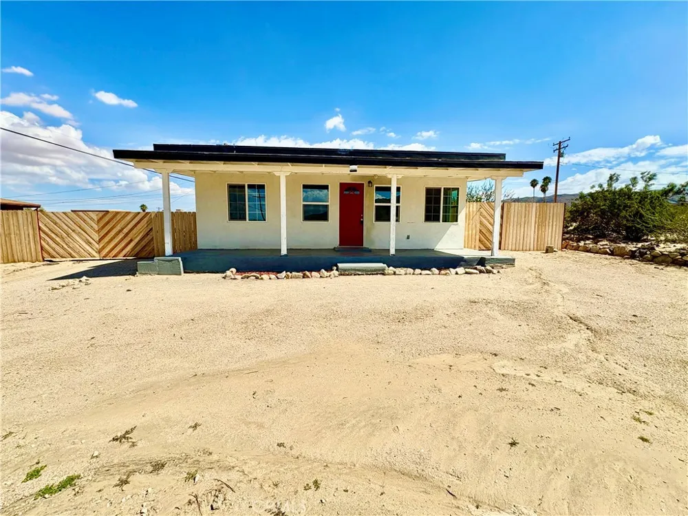 7481 Araby 29 Palms, CA 92277