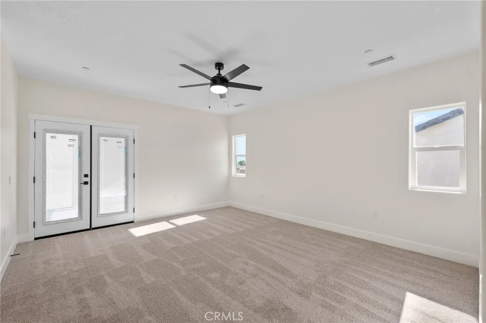 19715 Roanoke Road Apple Valley, CA 92307