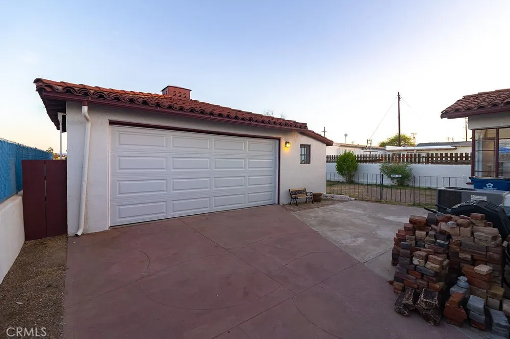 1417 Highland Avenue Needles, CA 92363