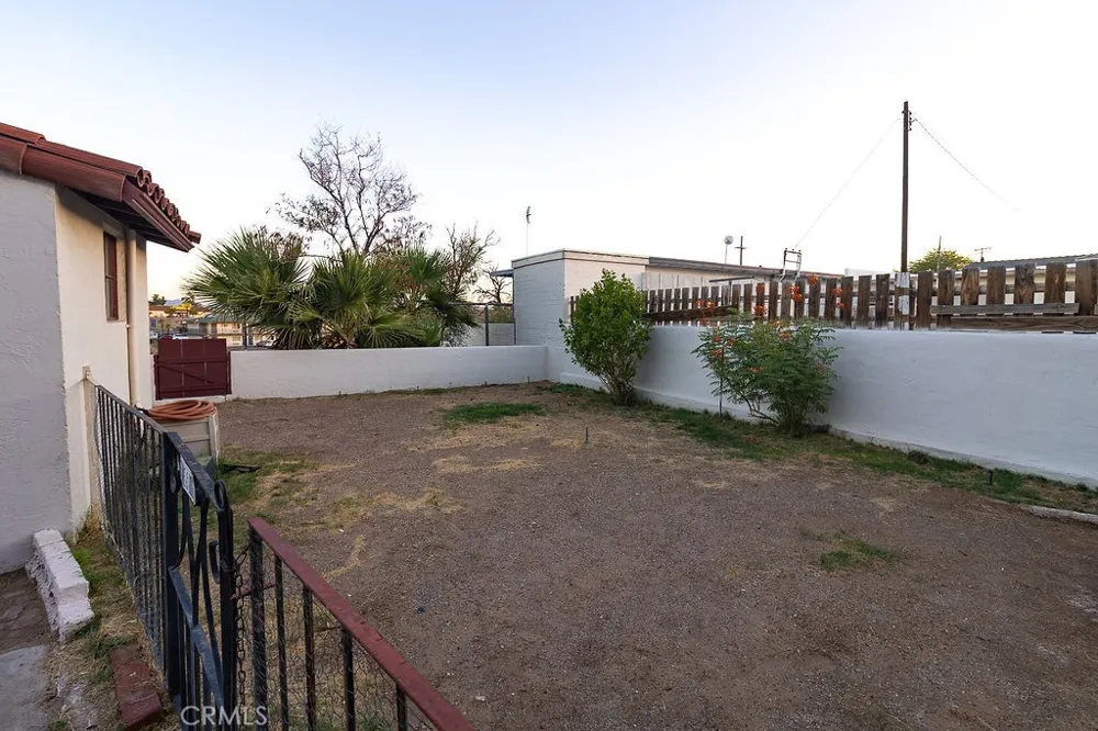 1417 Highland Avenue Needles, CA 92363