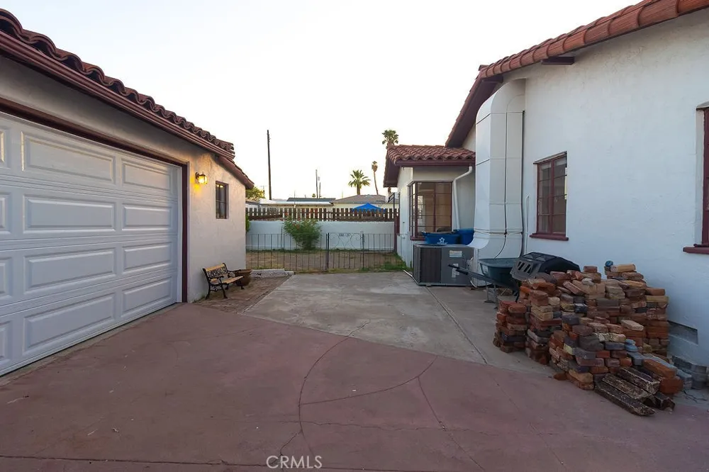 1417 Highland Avenue Needles, CA 92363
