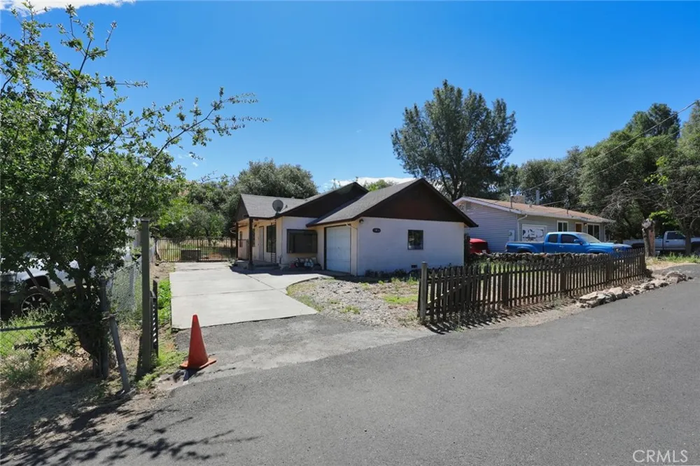 2954 8th Clearlake, CA 95422