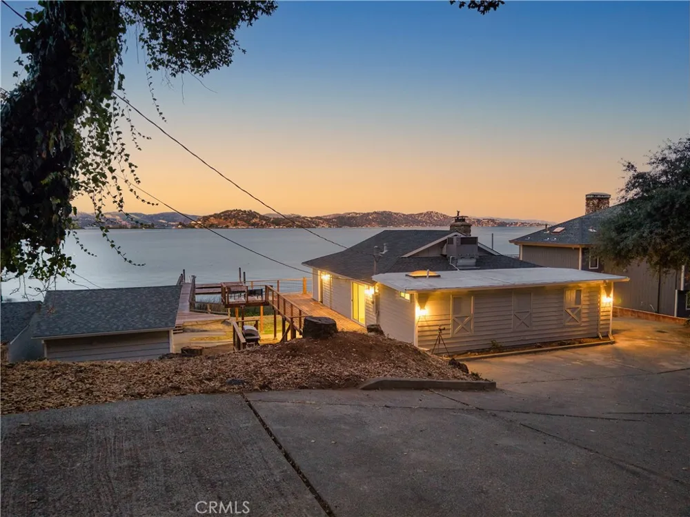 2570 Eastlake Drive Kelseyville, CA 95451