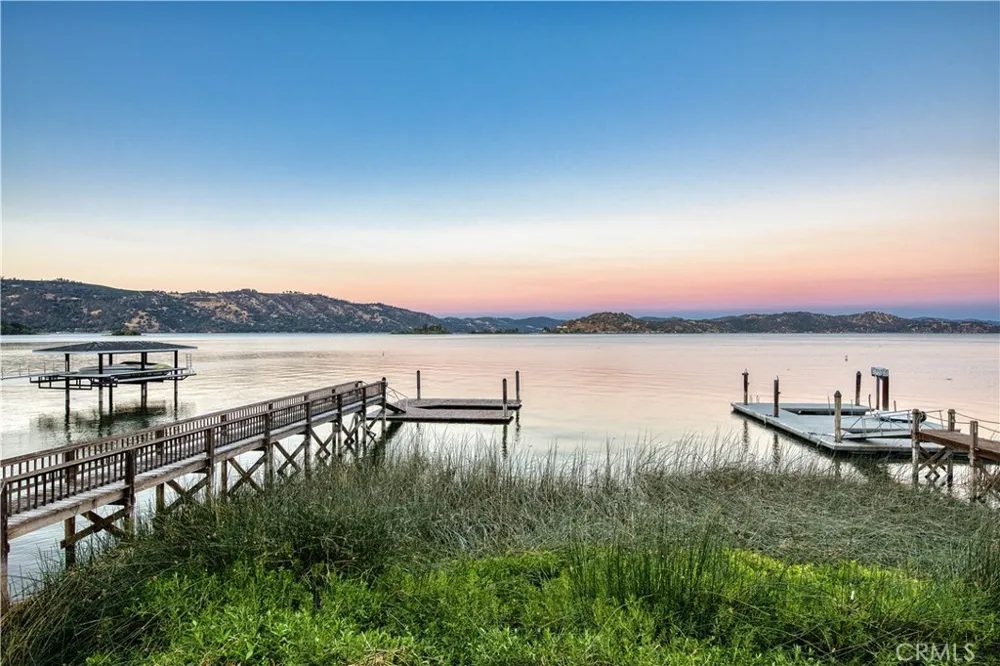2570 Eastlake Drive Kelseyville, CA 95451