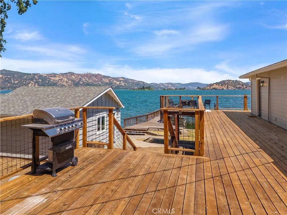 2570 Eastlake Drive Kelseyville, CA 95451