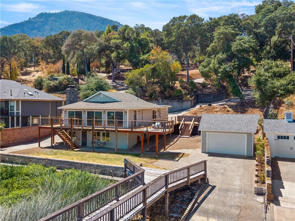 2570 Eastlake Drive Kelseyville, CA 95451