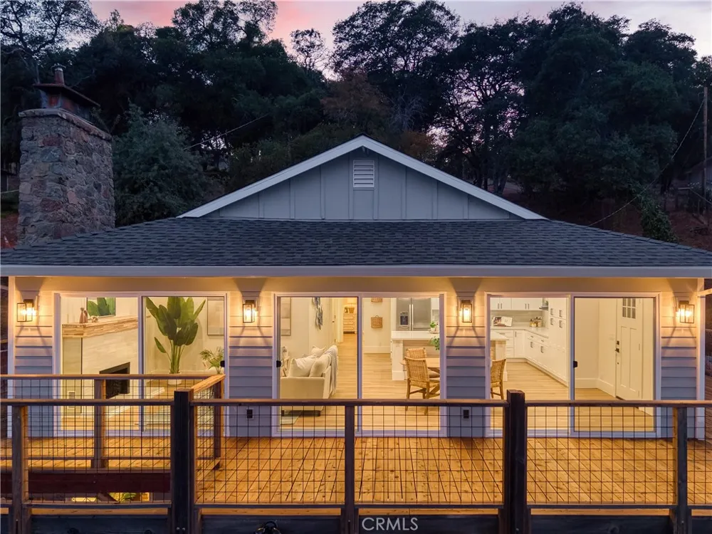 2570 Eastlake Drive Kelseyville, CA 95451
