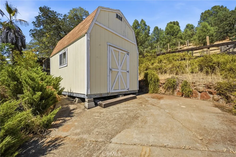 18904 Deer Hill Hidden Valley Lake, CA 95467