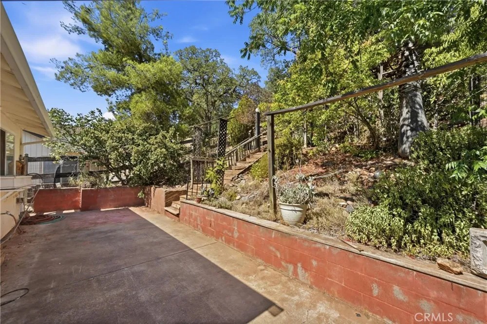 18904 Deer Hill Hidden Valley Lake, CA 95467