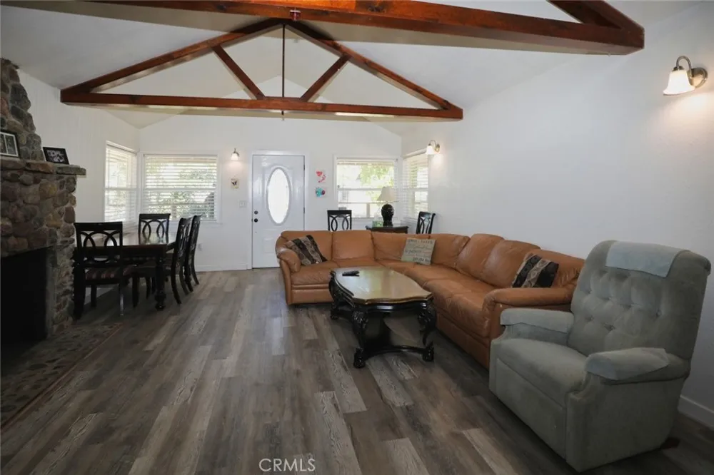 140 Schindler Clearlake Oaks, CA 95423