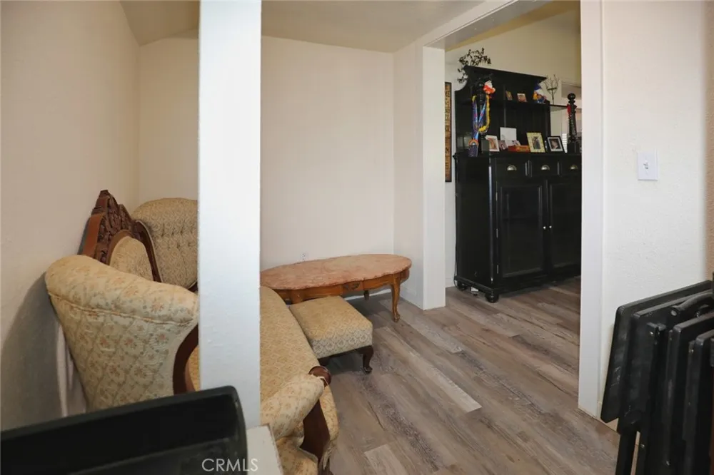 140 Schindler Clearlake Oaks, CA 95423