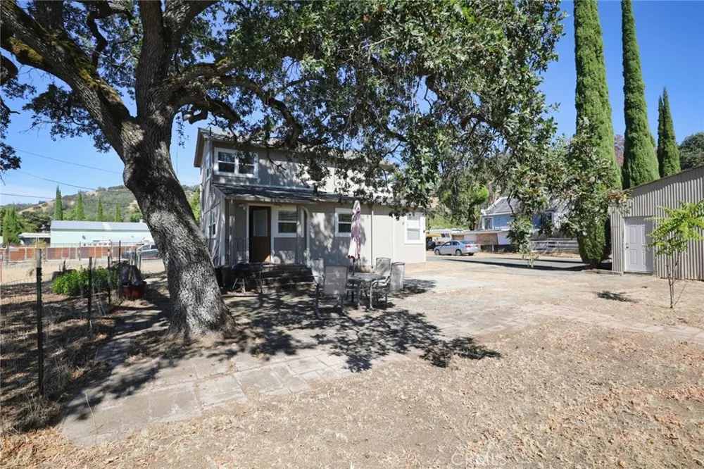 140 Schindler Clearlake Oaks, CA 95423