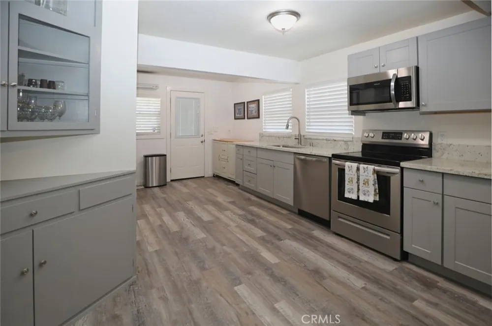 140 Schindler Clearlake Oaks, CA 95423