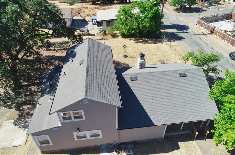 140 Schindler Clearlake Oaks, CA 95423