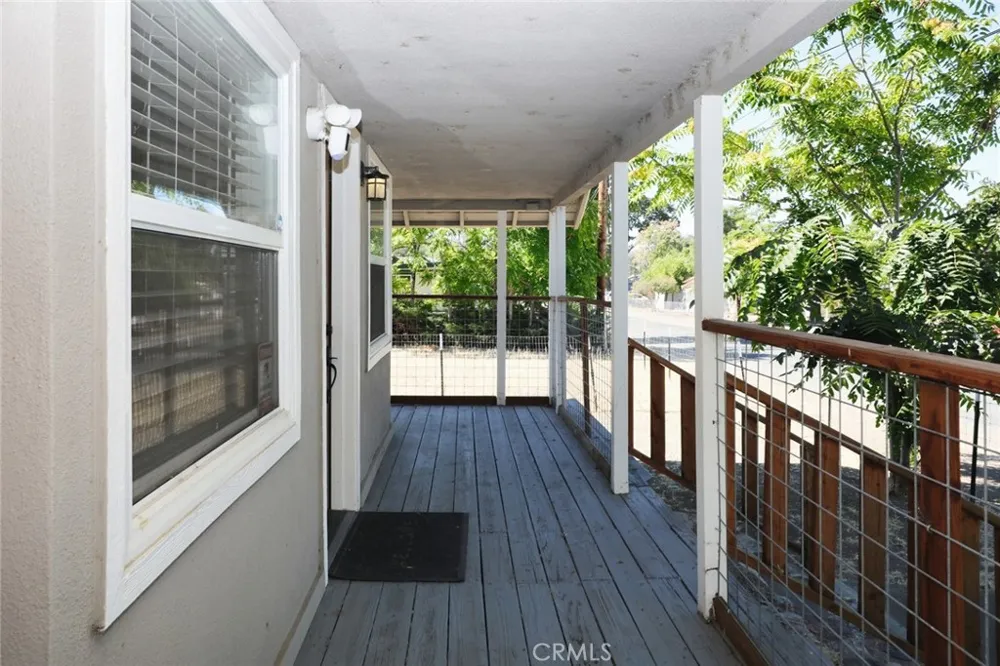 140 Schindler Clearlake Oaks, CA 95423