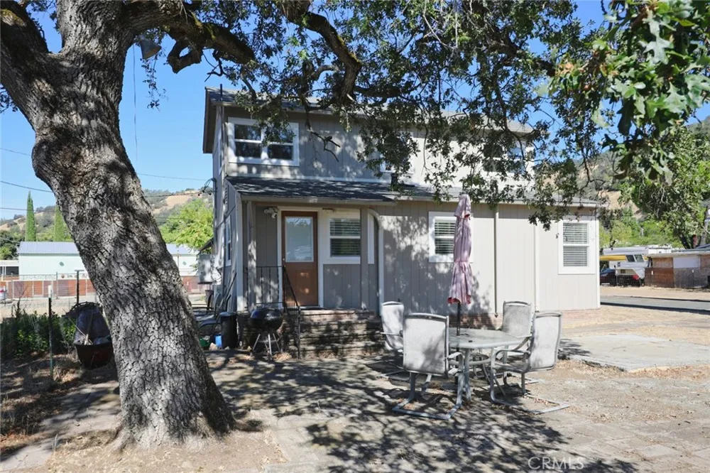 140 Schindler Clearlake Oaks, CA 95423