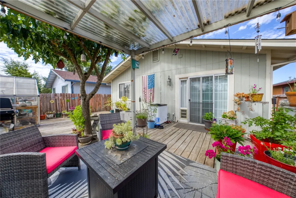1414 Hartley Street Lakeport, CA 95453