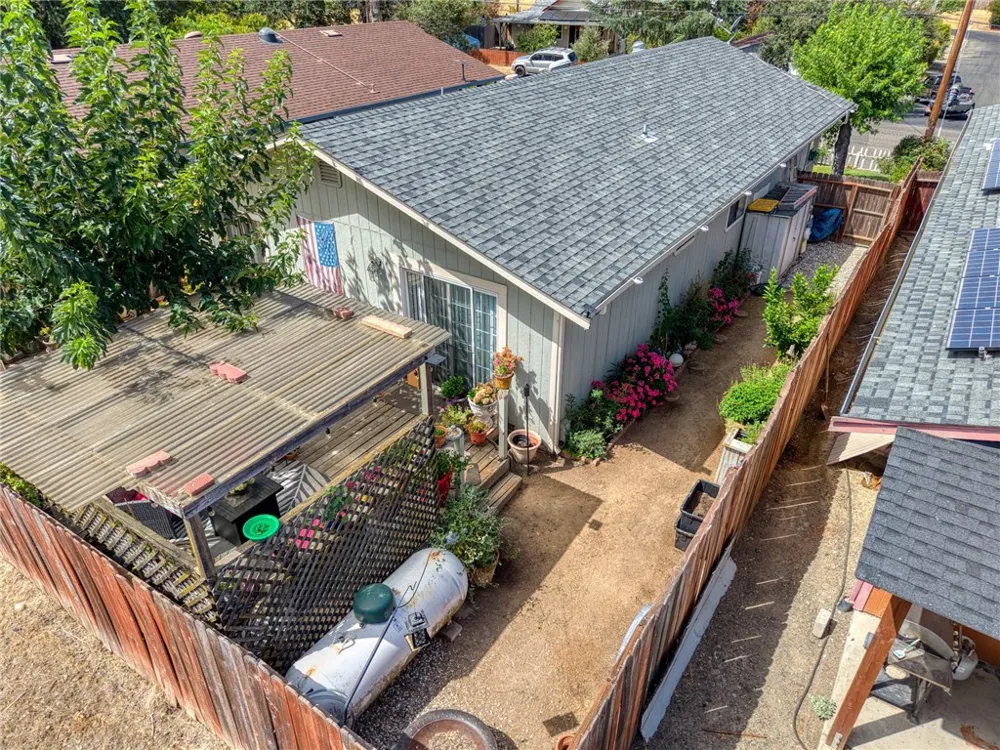 1414 Hartley Street Lakeport, CA 95453