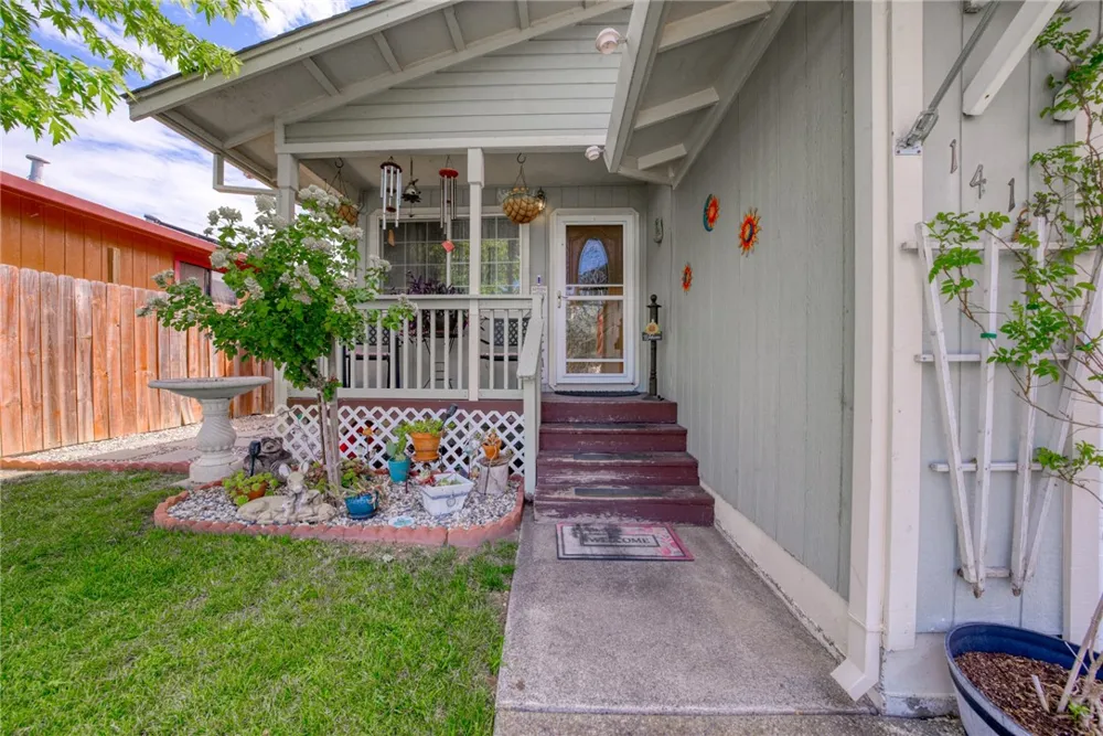 1414 Hartley Street Lakeport, CA 95453