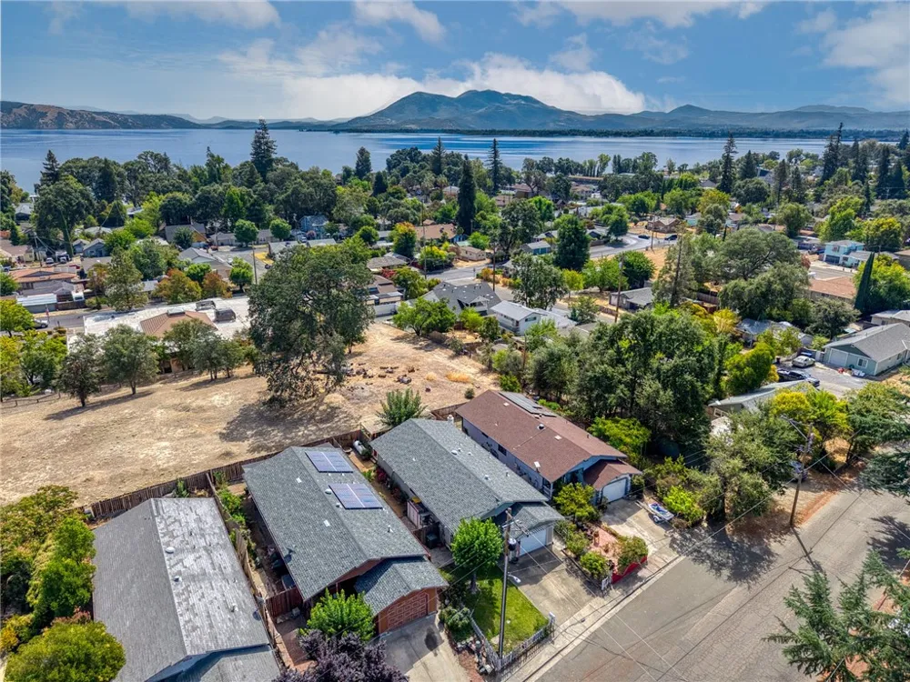 1414 Hartley Street Lakeport, CA 95453