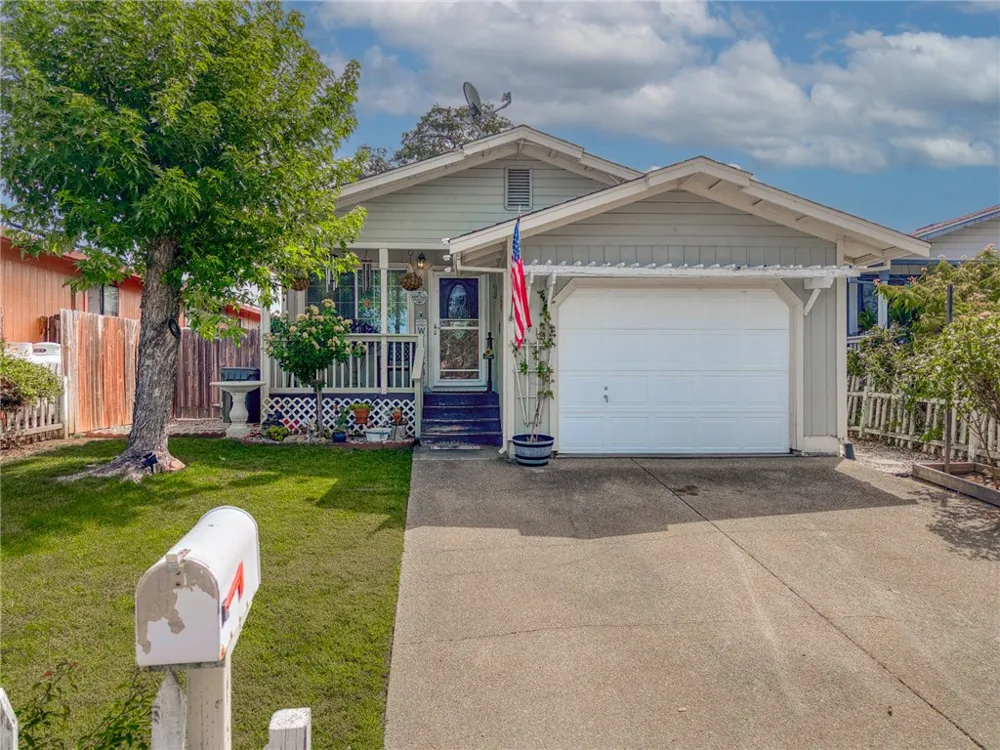 1414 Hartley Street Lakeport, CA 95453