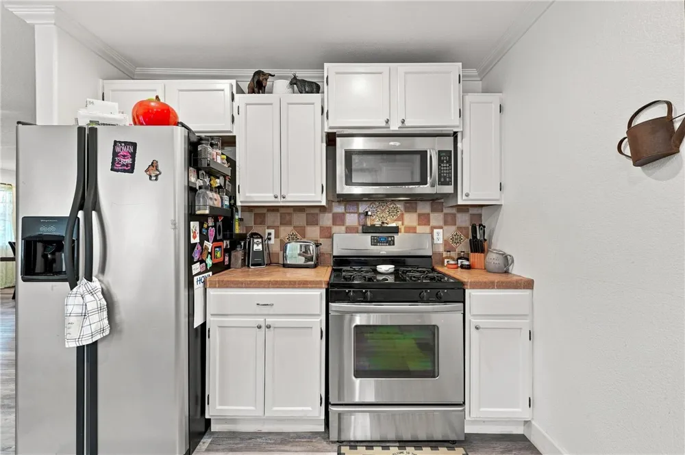1414 Hartley Street Lakeport, CA 95453