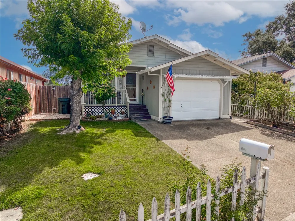 1414 Hartley Street Lakeport, CA 95453